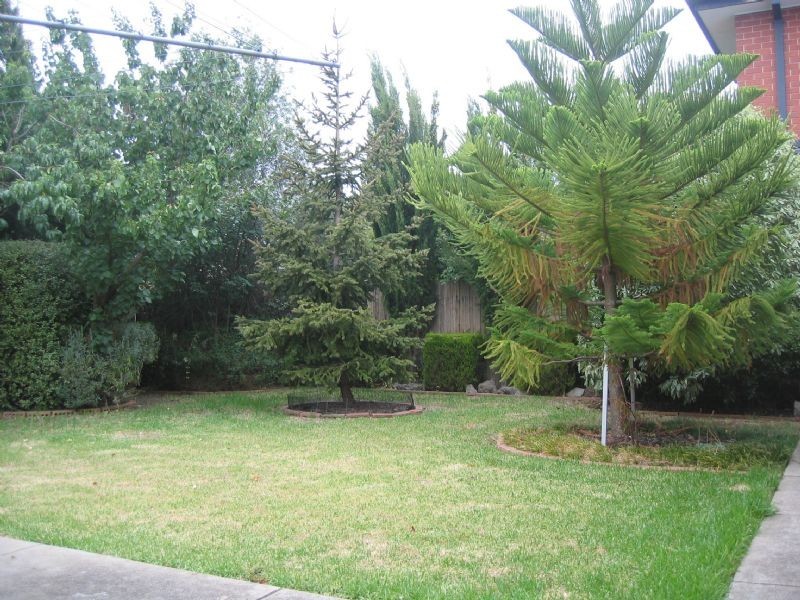 11 Beckington Crescent, Hampton Park VIC 3976