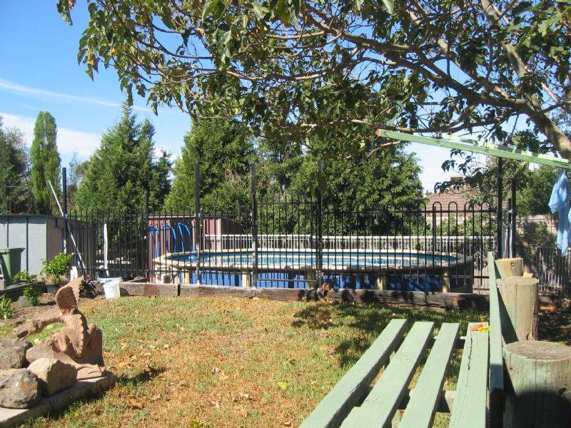 47 Michelle Drive, Hampton Park VIC 3976