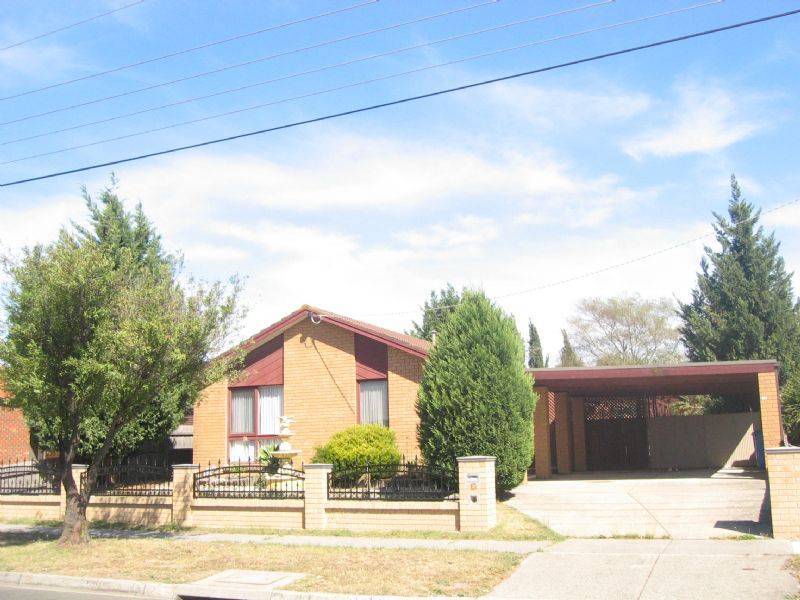 13 Stuart Avenue, Hampton Park VIC 3976