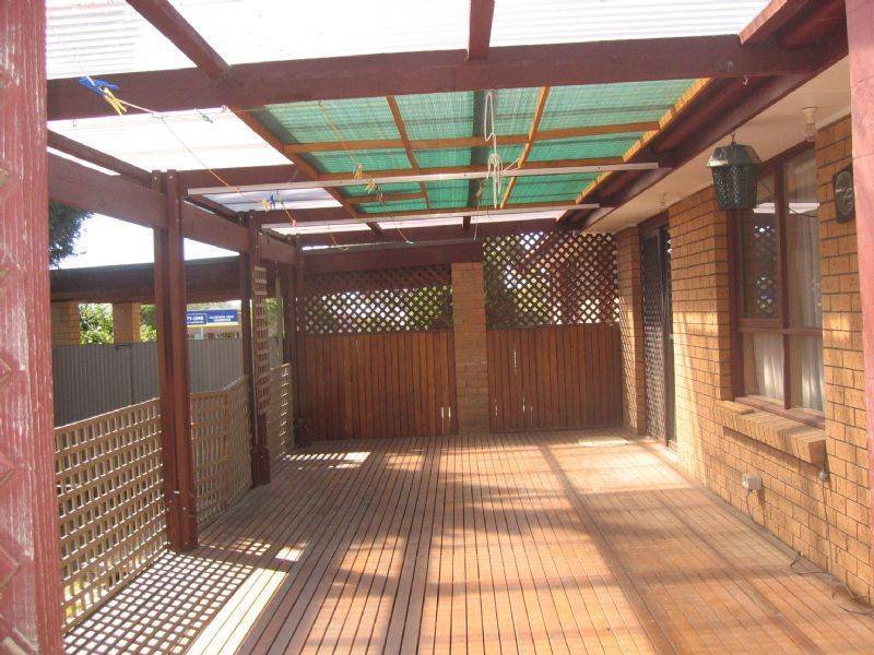 13 Stuart Avenue, Hampton Park VIC 3976