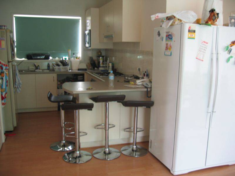 105 Hutchinson Drive, Lynbrook VIC 3975