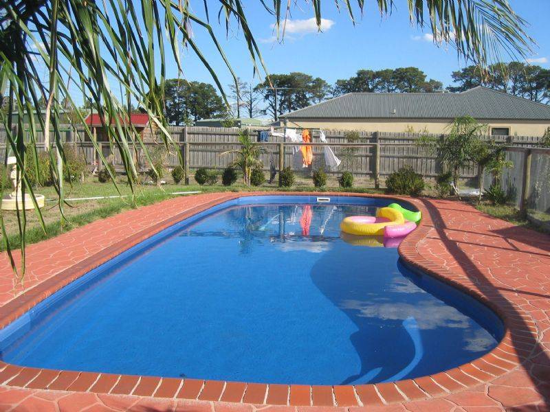 12 The Grove, Hampton Park VIC 3976