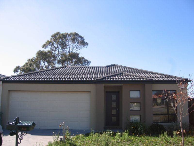 2 Watergum Avenue, Lyndhurst VIC 3975