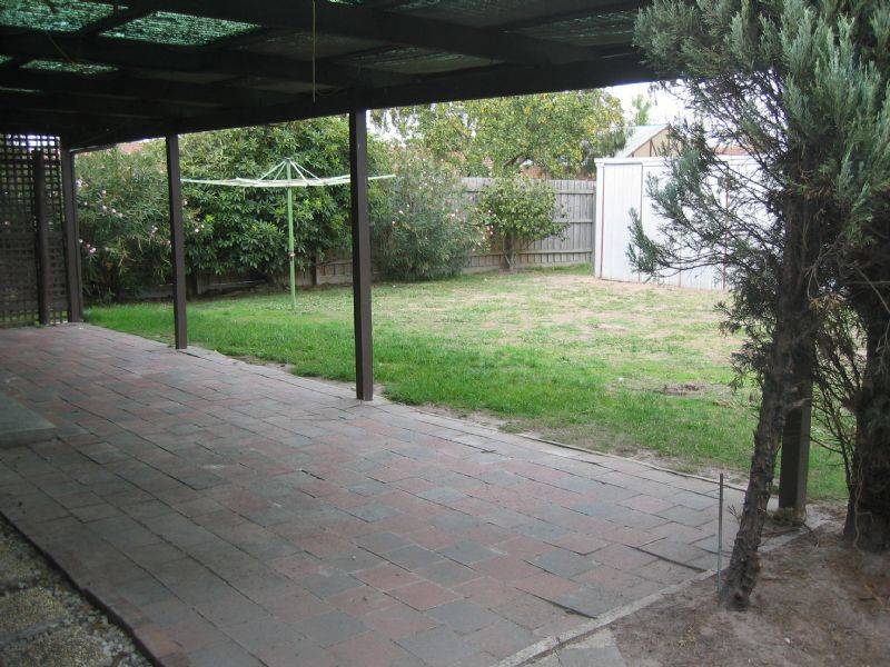 4 Tatterson Street, Hampton Park VIC 3976