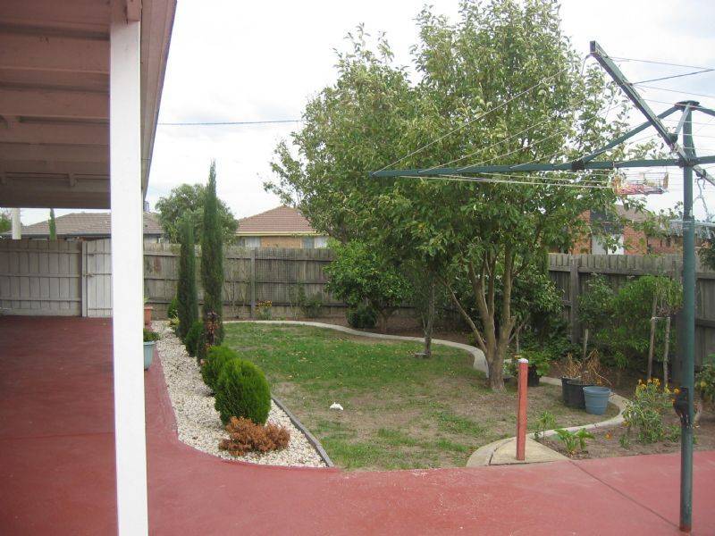 4 Gandin Court, Hampton Park VIC 3976