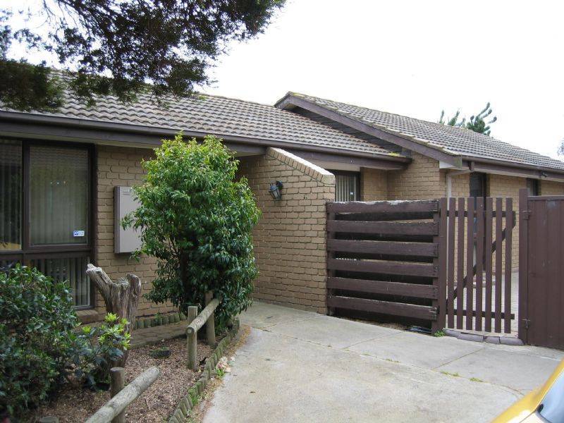 4 Jeffrey Street, Hampton Park VIC 3976