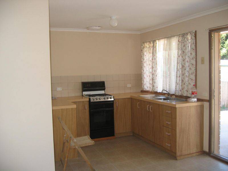 47 Michelle Drive, Hampton Park VIC 3976