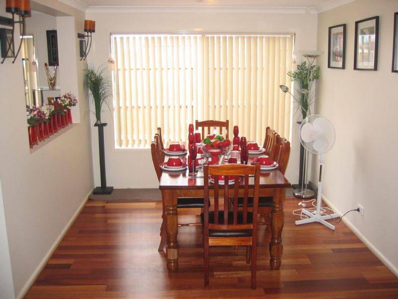 8 Baynton Crescent, Lynbrook VIC 3975