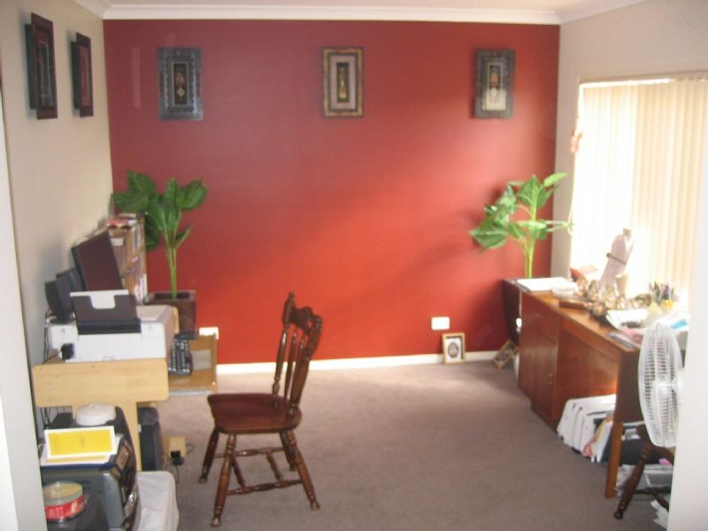 8 Baynton Crescent, Lynbrook VIC 3975