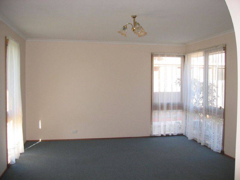 16 Tarella Street, Hampton Park VIC 3976