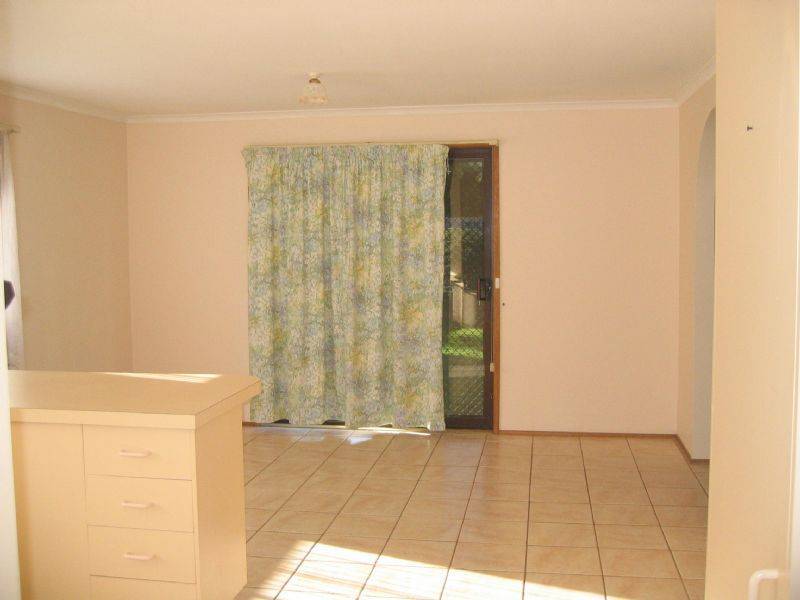 16 Tarella Street, Hampton Park VIC 3976