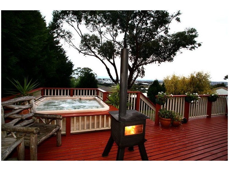 56 The Grange, Hampton Park VIC 3976