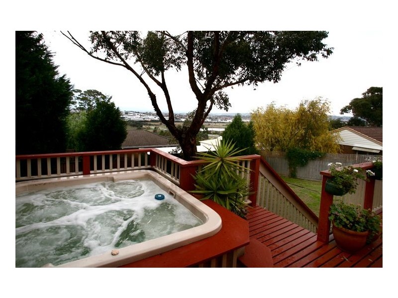 56 The Grange, Hampton Park VIC 3976