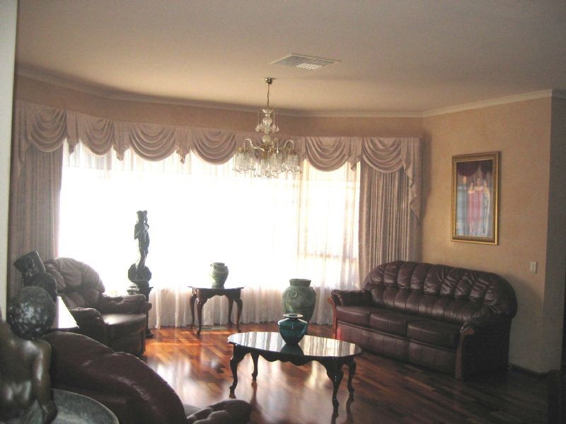 22 Eleanore Crescent, Hallam VIC 3803