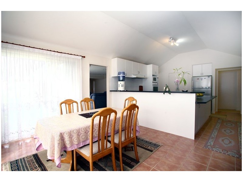 38 Branton Drive, Hampton Park VIC 3976