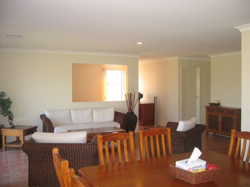 47 Franklin Parade, Lynbrook VIC 3975