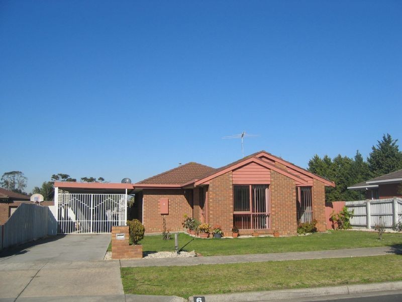 6 Justin Circuit, Hampton Park VIC 3976