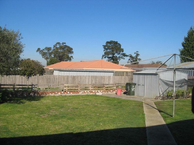 6 Justin Circuit, Hampton Park VIC 3976