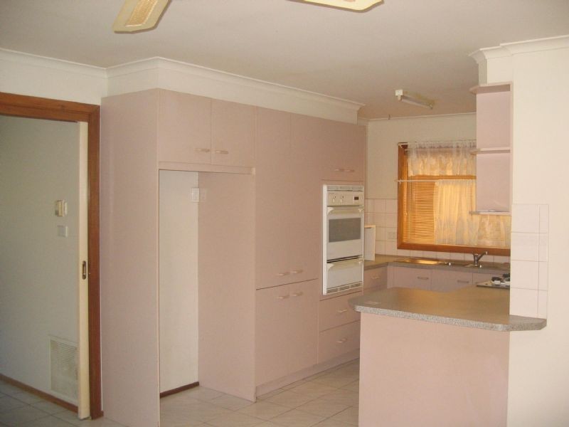 86 Justin Circuit, Hampton Park VIC 3976