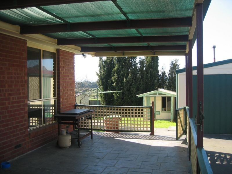 86 Justin Circuit, Hampton Park VIC 3976