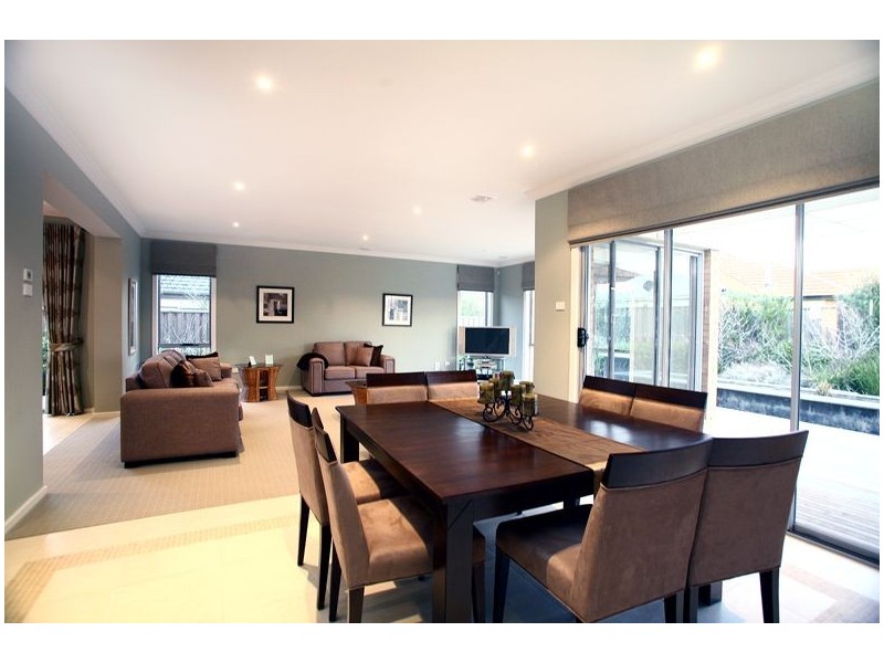22 Carabeen Way, Lyndhurst VIC 3975