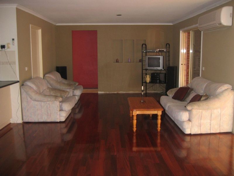 15 Pinnacle Way, Hampton Park VIC 3976