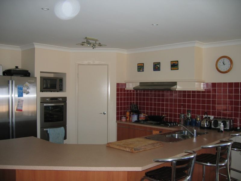 9 Hanrahan Wynd, Lynbrook VIC 3975