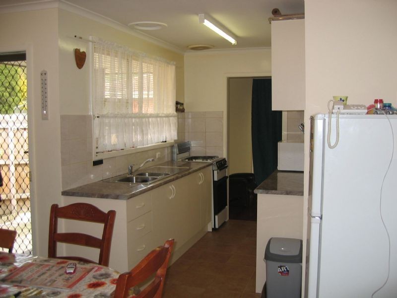 10 Bellvue Court, Hampton Park VIC 3976