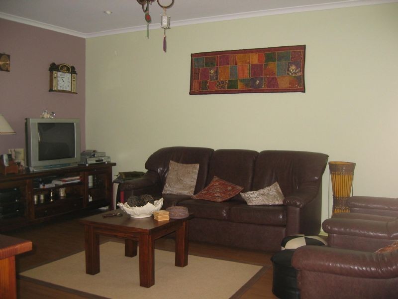 1 Newberry Retreat, Hampton Park VIC 3976