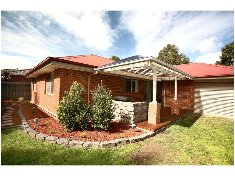 21 Dutton Close, Lynbrook VIC 3975
