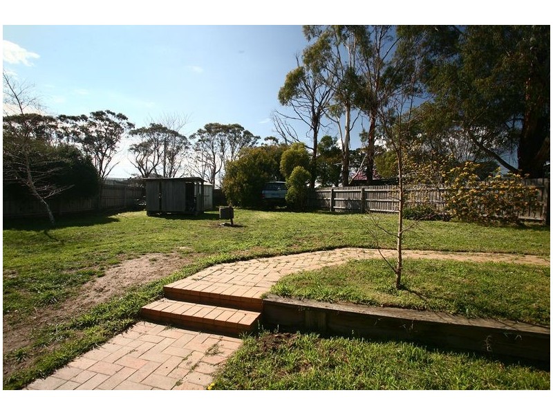 12 Haughton Close, Hampton Park VIC 3976