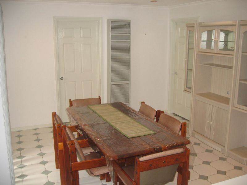 15 Ellindale Close, Hampton Park VIC 3976