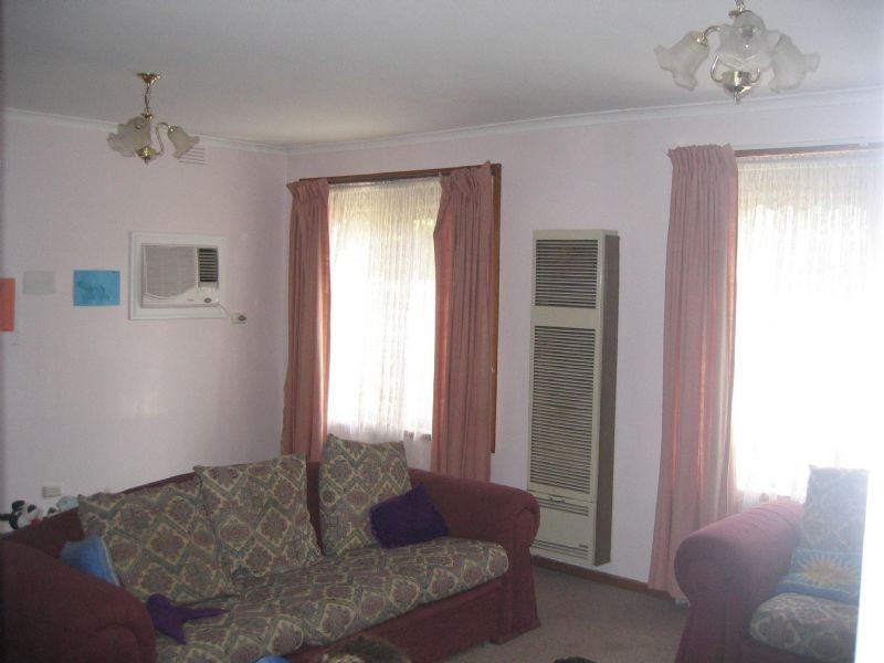 36 Greenvalley Crescent, Hampton Park VIC 3976