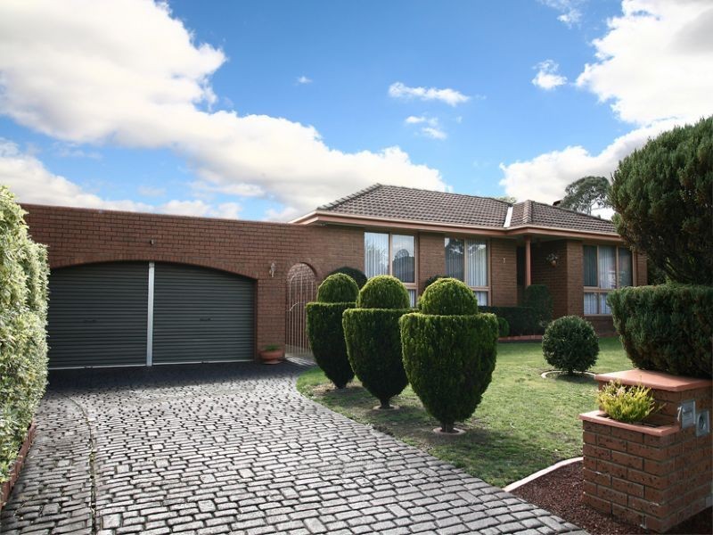 7 Talbot Court, Hampton Park VIC 3976