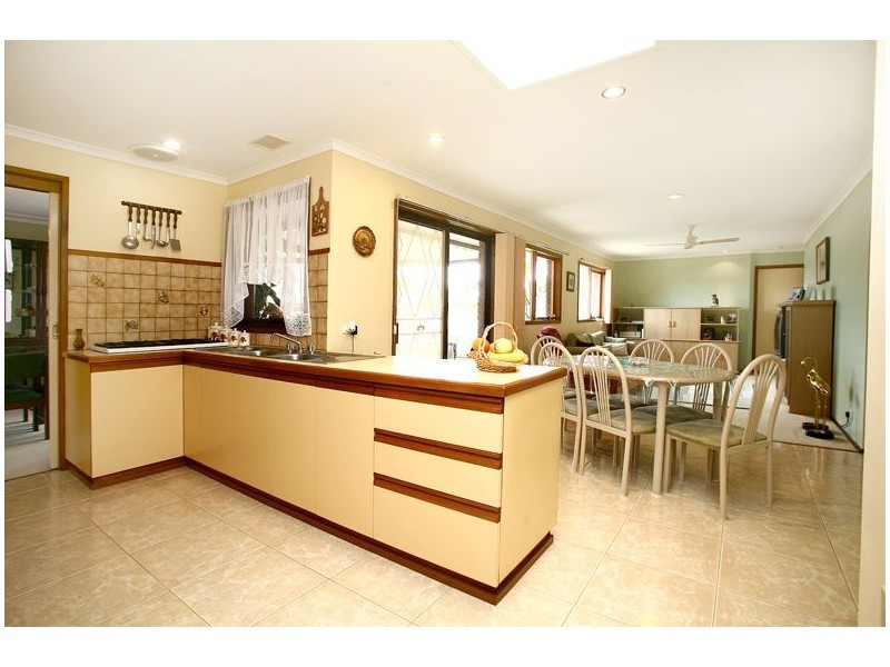 7 Talbot Court, Hampton Park VIC 3976