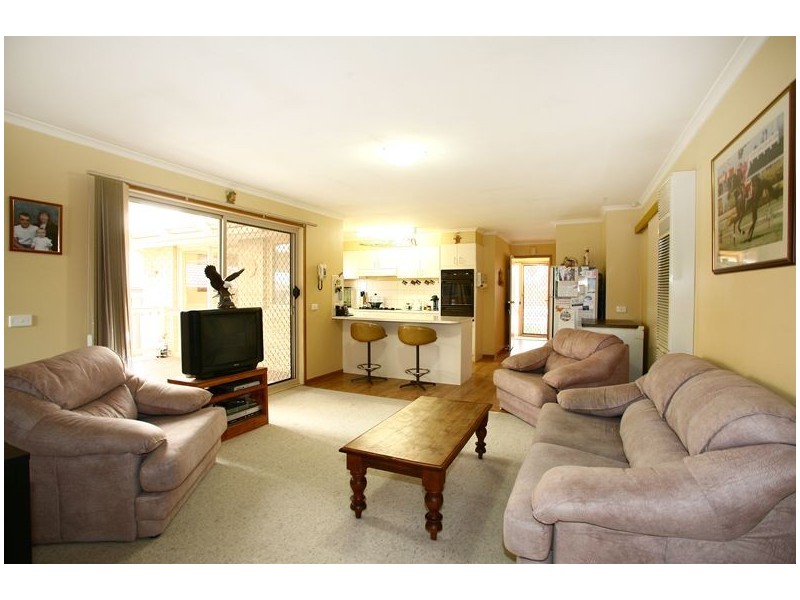 36 Ralph Crescent, Hampton Park VIC 3976