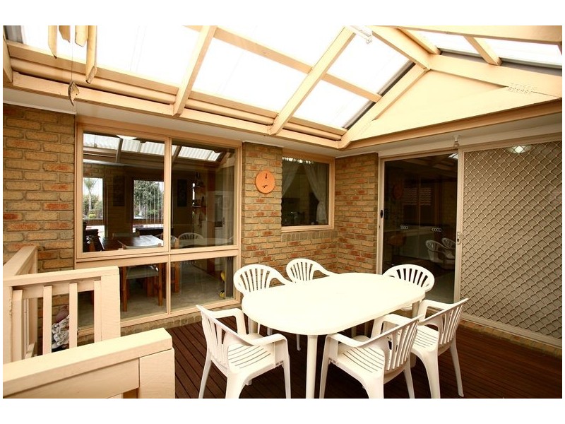 36 Ralph Crescent, Hampton Park VIC 3976