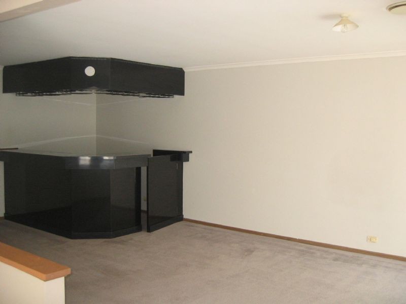 25 Verona Drive, Hampton Park VIC 3976