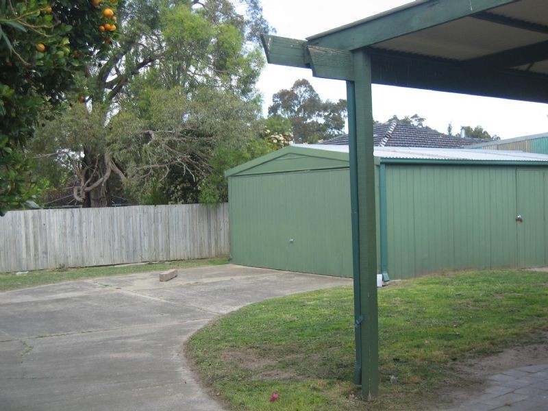 12 Winnima Avenue, Hampton Park VIC 3976