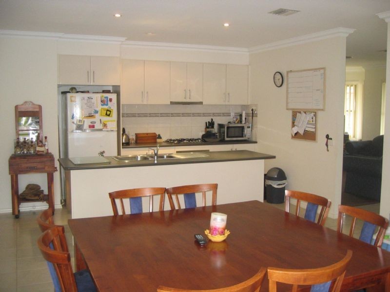 1 Boothby Terrace, Lynbrook VIC 3975