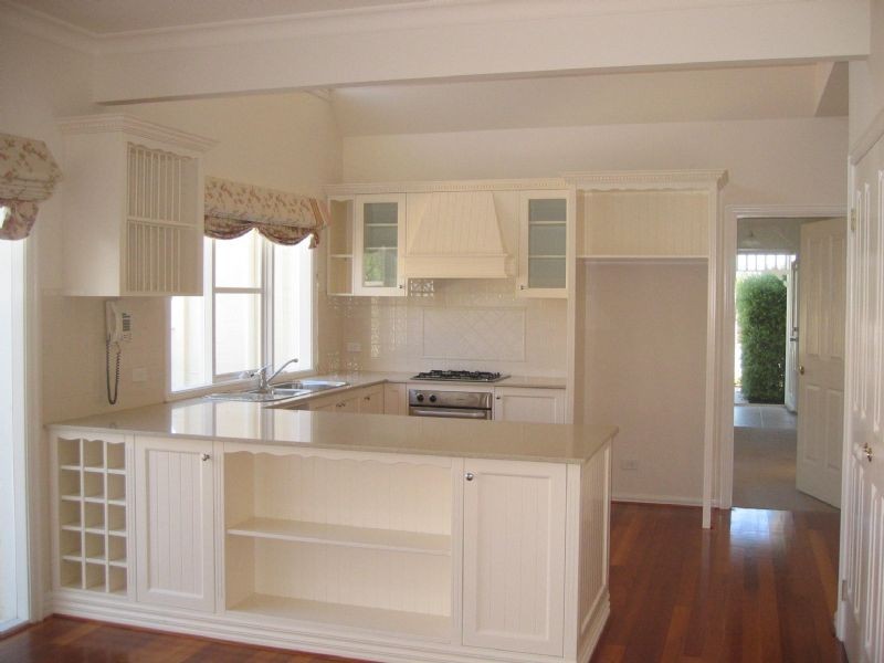 18 Moreton Bay Boulevard, Lyndhurst VIC 3975