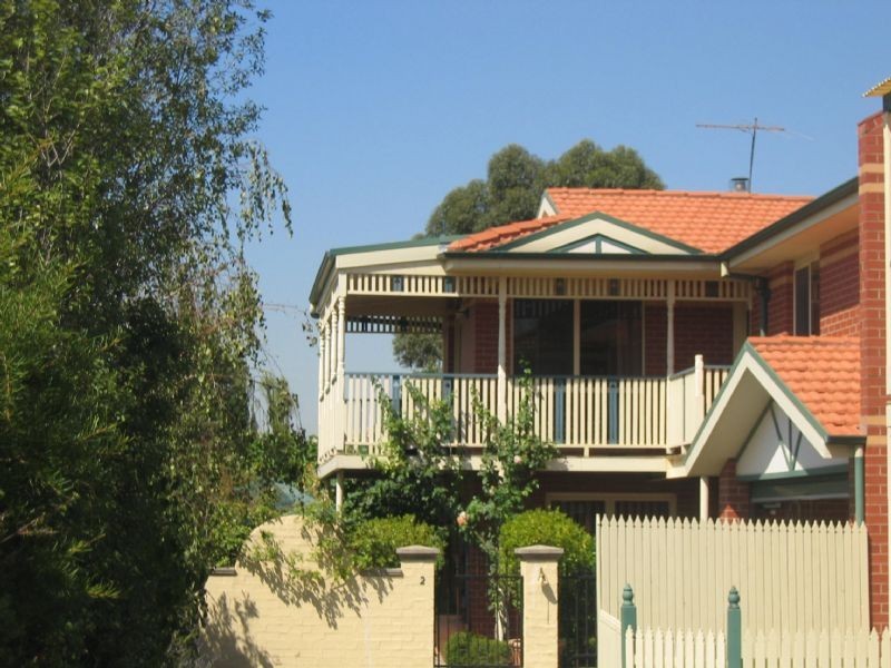 6/2 Kensington Drive, Hampton Park VIC 3976