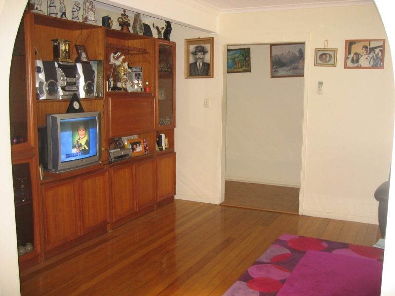 5 Karol Court, Hampton Park VIC 3976