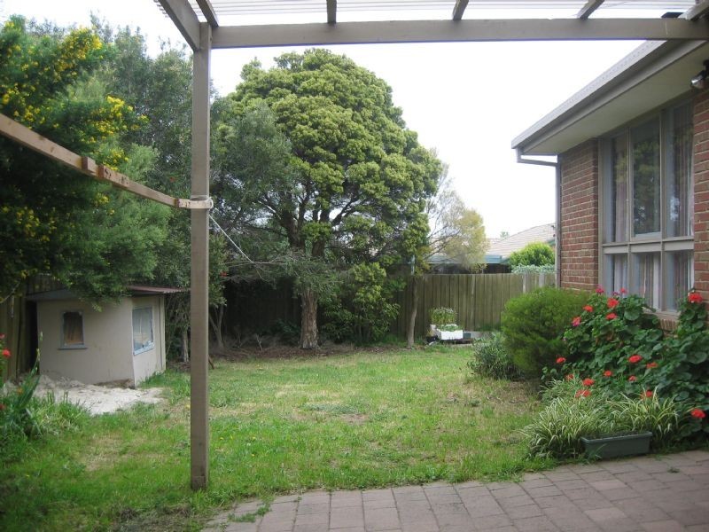 23 Michelle Drive, Hampton Park VIC 3976