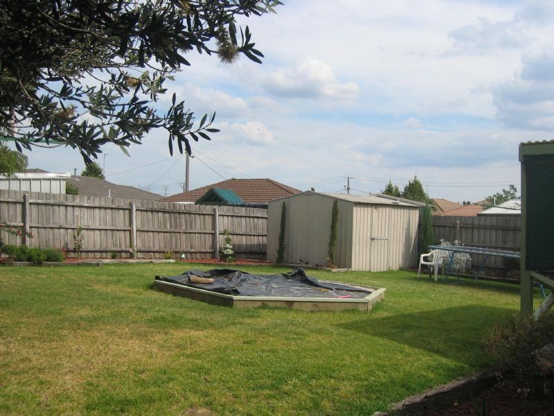 6 Medinah Rise, Hampton Park VIC 3976