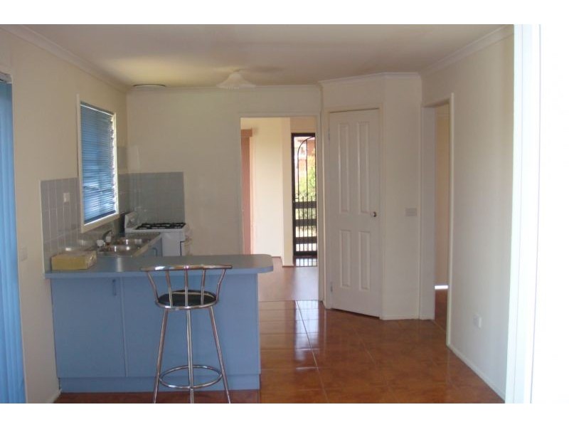 64 Willow Drive, Hampton Park VIC 3976