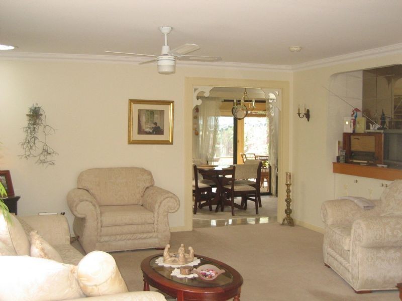 138 Oaktree Drive, Hampton Park VIC 3976