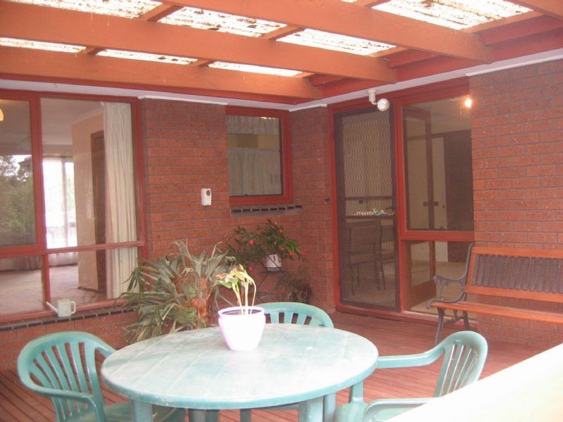 7  Robinson Crescent, Hampton Park VIC 3976