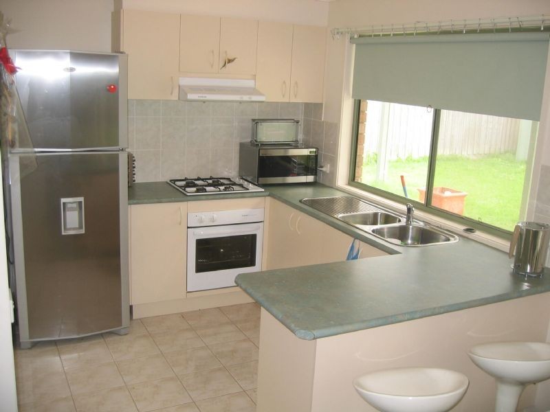 17 Dutton Close, Lynbrook VIC 3975