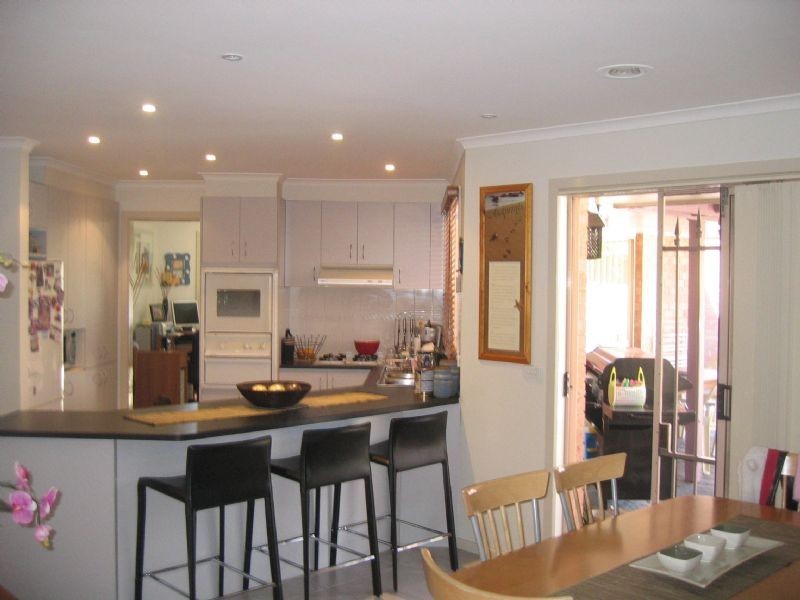 27 Verona Drive, Hampton Park VIC 3976